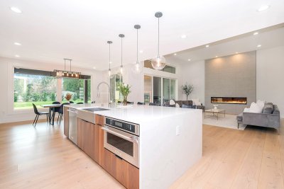 Één plafondlamp in de keuken is bijna altijd een fout